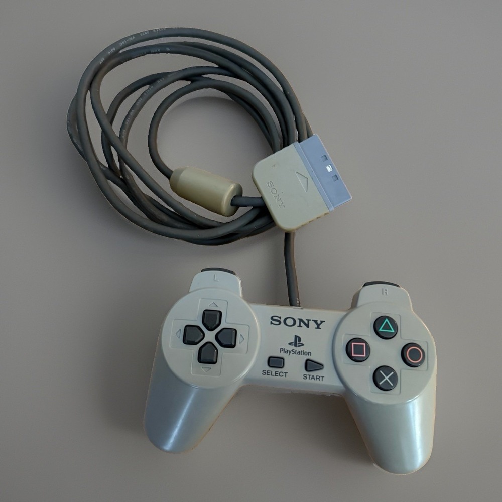 Official OEM Gray standard Sony Playstation 1 PS1 Controller VG cond SCPH-1080